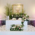 White gloss head table