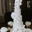 Gold cube cake table